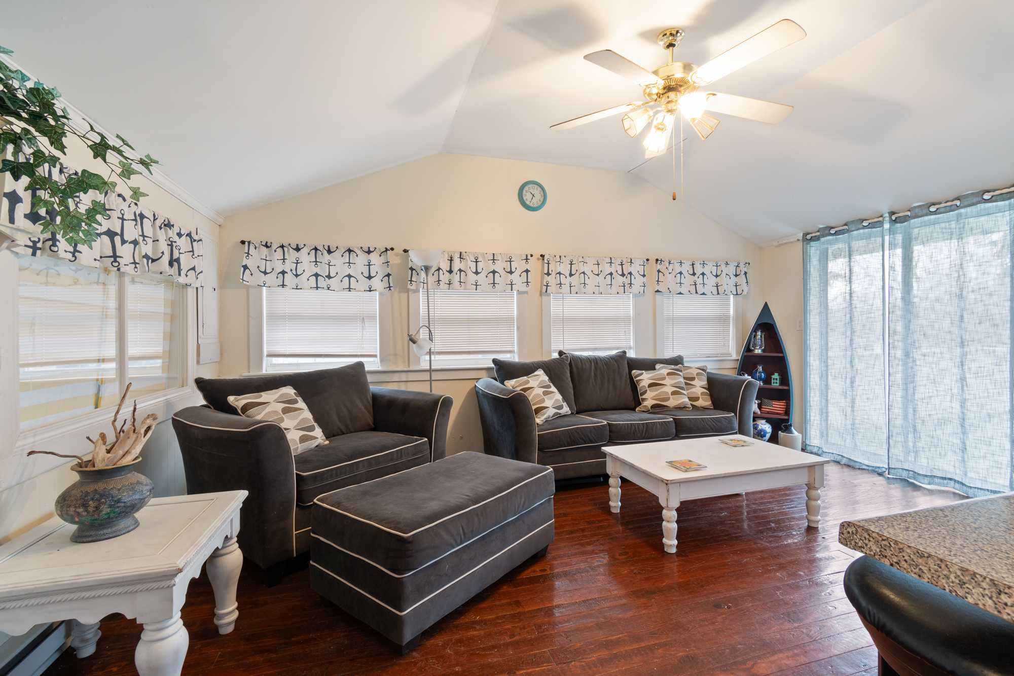 8057 Hampton Avenue, Wolcott, NY, USA, 14590 - Thumbnail 4