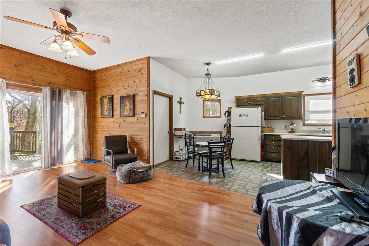 2080 East Van Buren, Eureka Springs, AR 72632, USA - Thumbnail 4