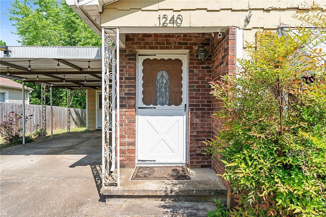 1240 S Duncan Ave Fayetteville, AR 72701 - Thumbnail 4