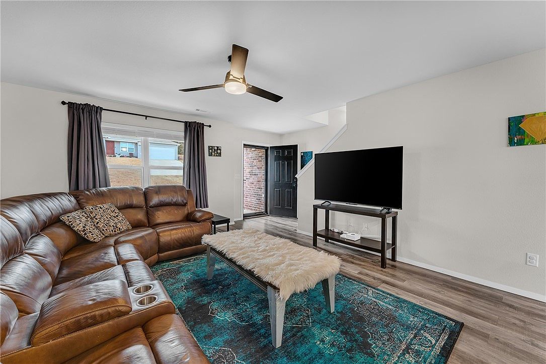 387 Cooper St Huntsville, AR 72740 - Thumbnail 4