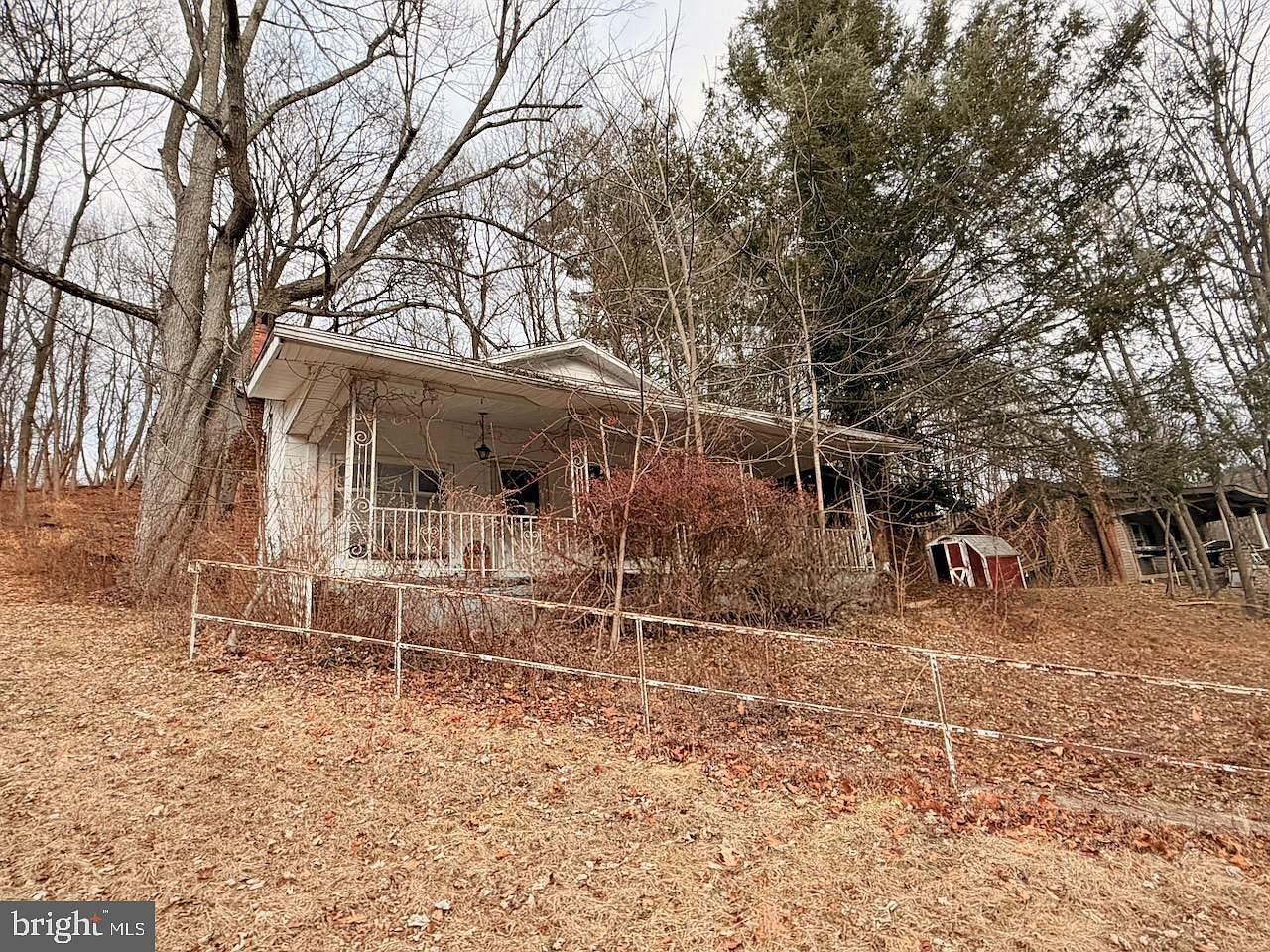 23 N Lake Dr Pottsville, PA 17901 - Thumbnail 4