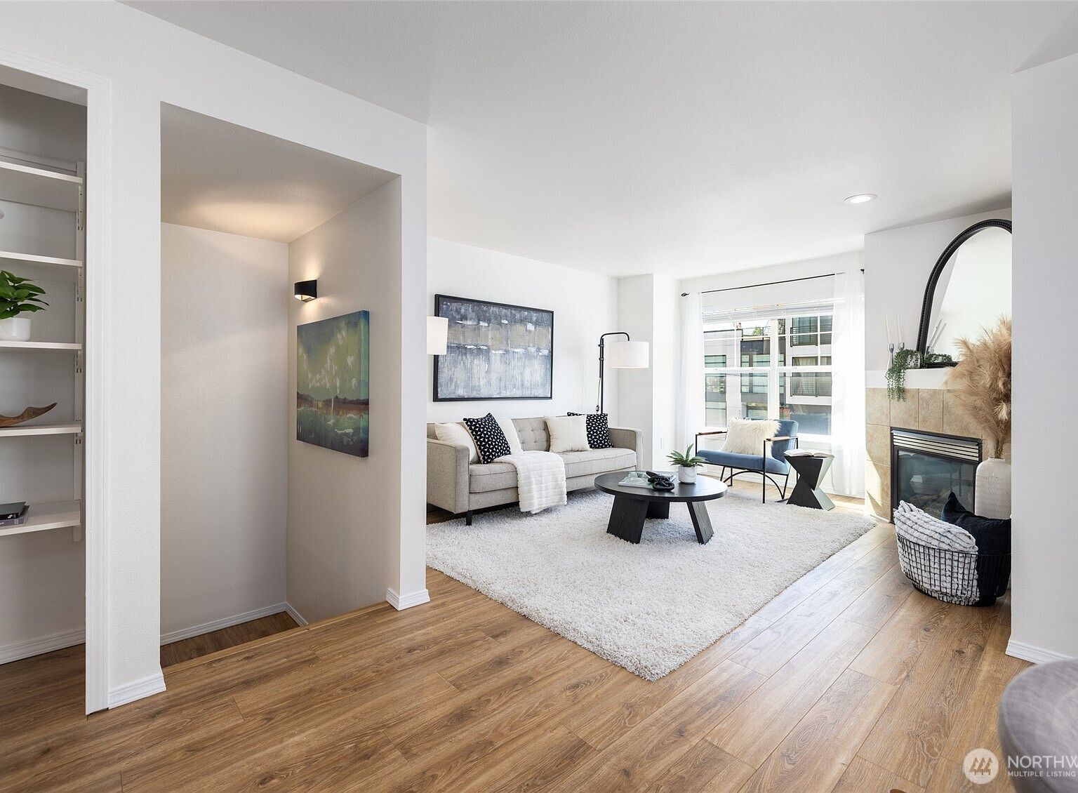 10303 Evanston Ave N Seattle, WA 98133 - Thumbnail 4