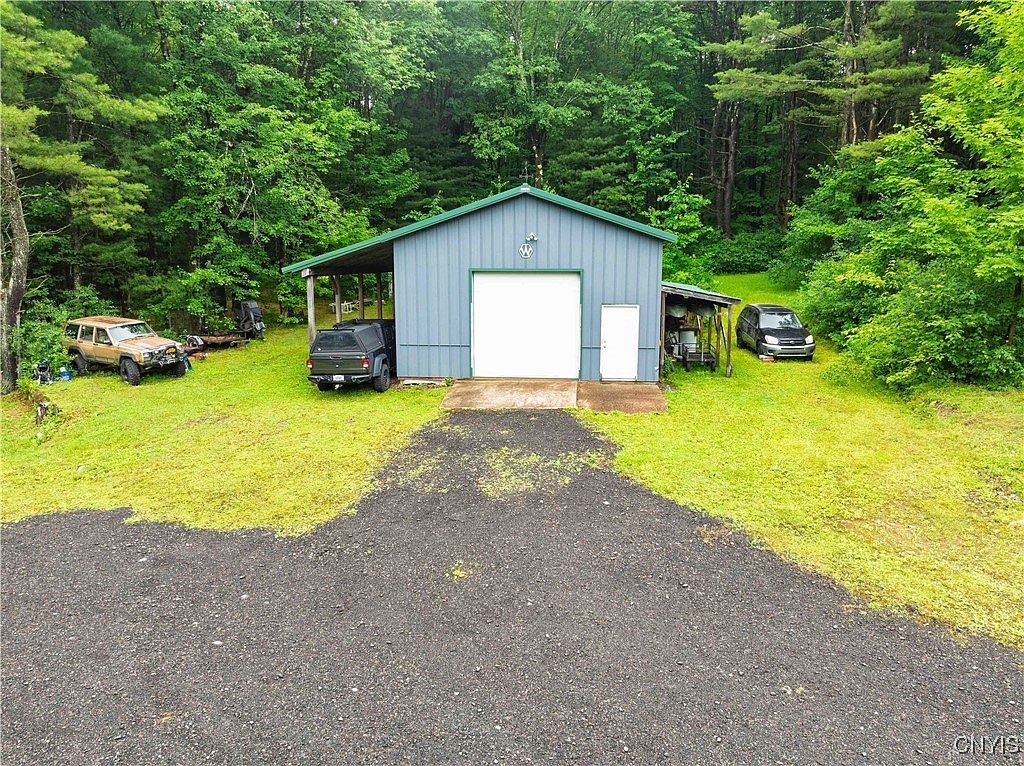 392 S Albion Rd Altmar, NY 13302 - Thumbnail 4