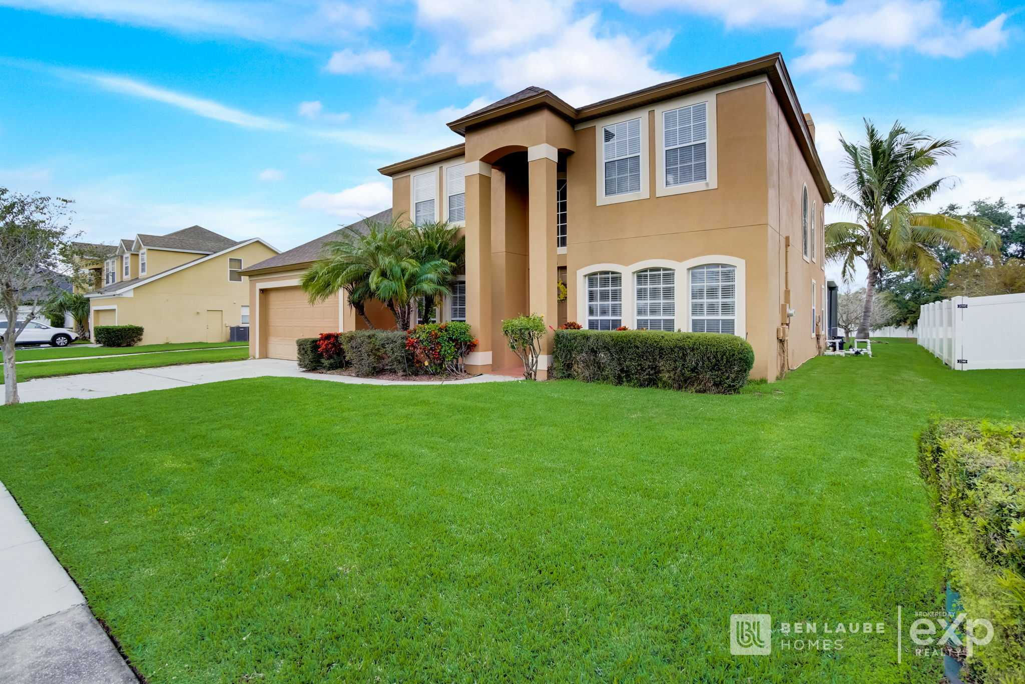 353 Lake Amberleigh Drive, Winter Garden, FL, USA, 34787 - Thumbnail 4