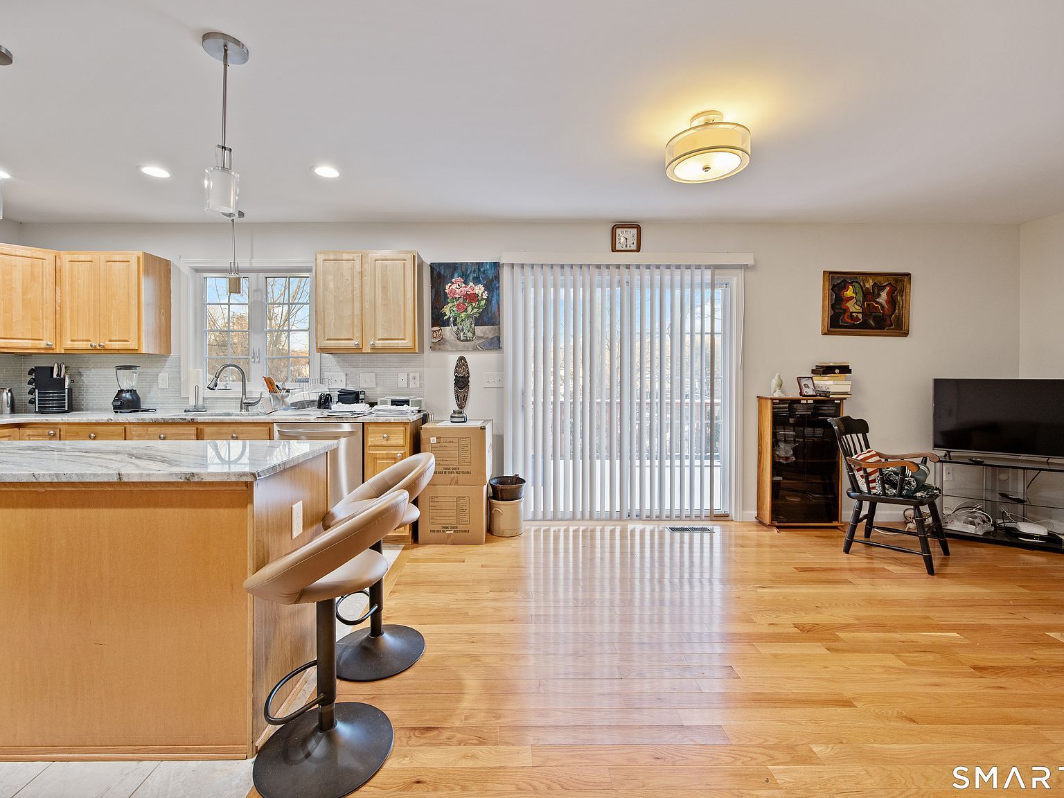 27 Amber Pl Waterbury, CT 06705 - Thumbnail 4