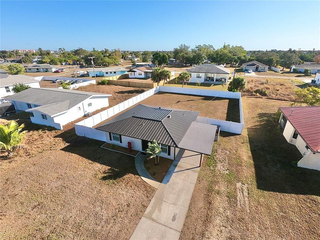 3324 Port Charlotte Blvd Port Charlotte, FL 33952 - Thumbnail 4