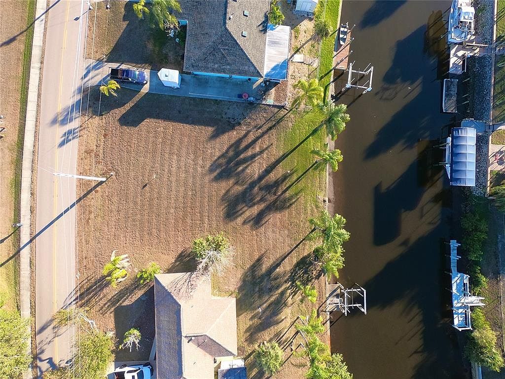 27193 Voyageur Dr Lot 63 Punta Gorda, FL 33983 - Thumbnail 4