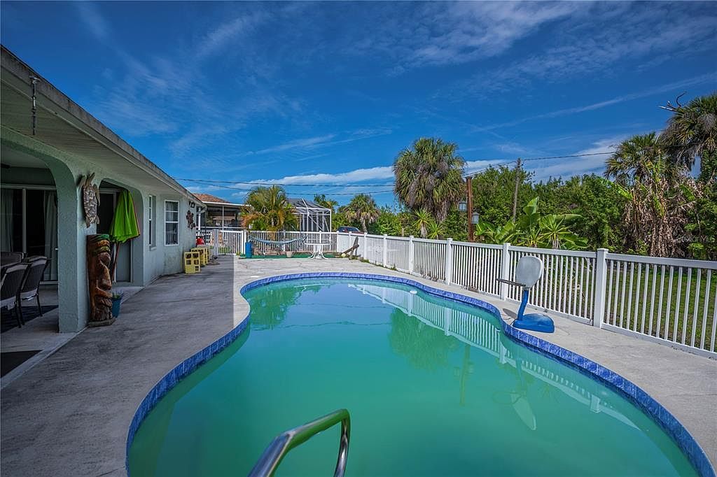 18020 Ohara Dr Pt Charlotte, FL 33948 - Thumbnail 4