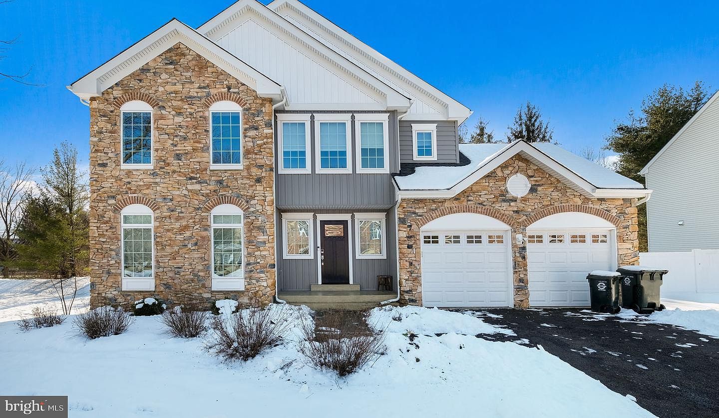 161 Equestrian Dr New Hope, PA 18938 - Thumbnail 4