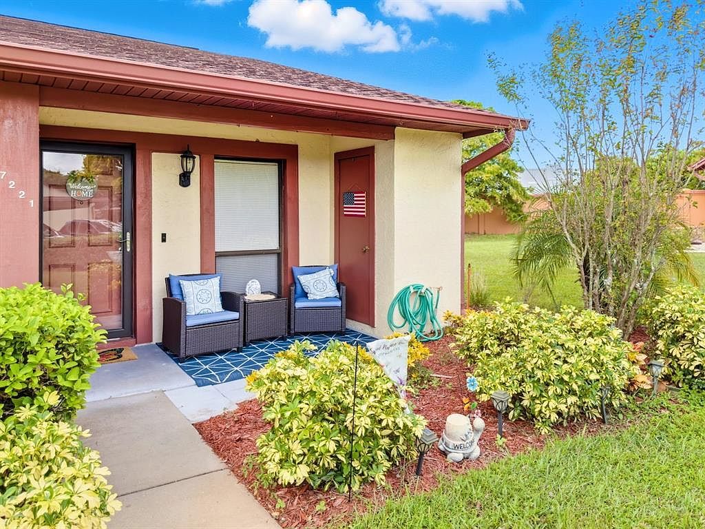 7221 Greystone Dr #D Hudson, FL 34667 - Thumbnail 4