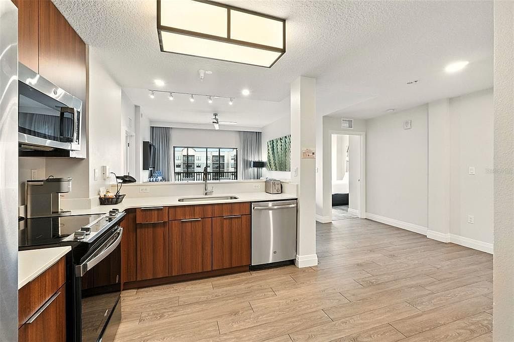 14501 Grove Resort Ave #2602 Winter Garden, FL 34787 - Thumbnail 4