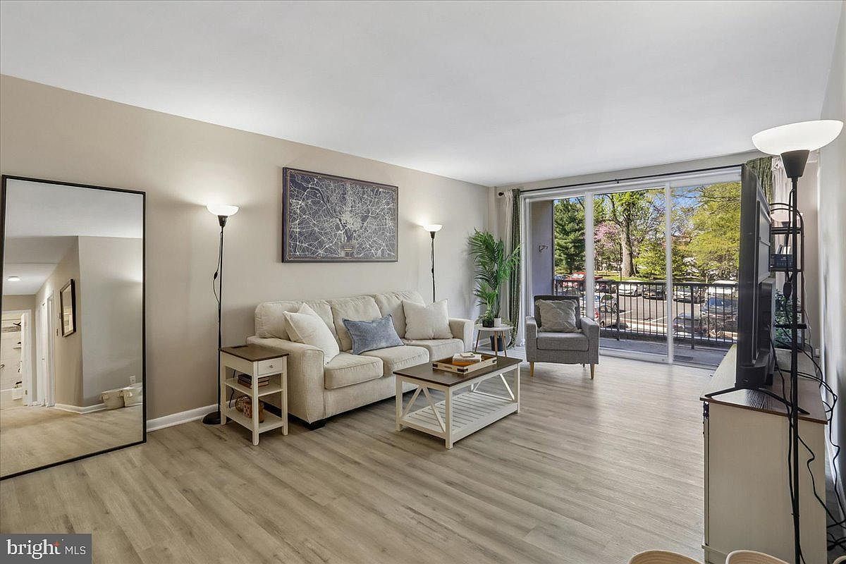 4977 Battery Ln #1-211 Bethesda, MD 20814 - Thumbnail 4