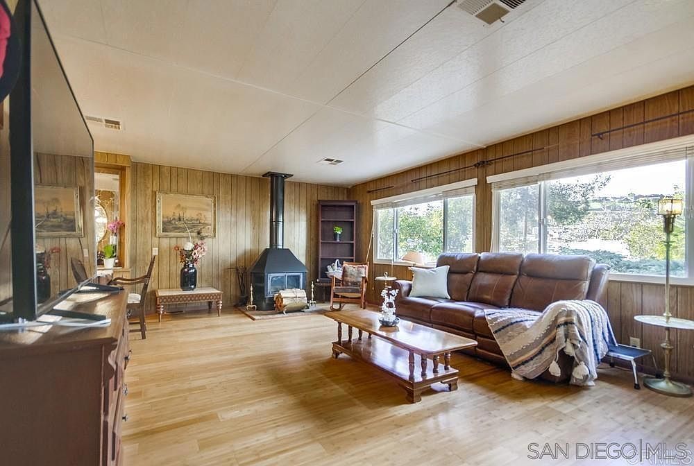 15613 Hawley Ct El Cajon, CA 92021 - Thumbnail 4