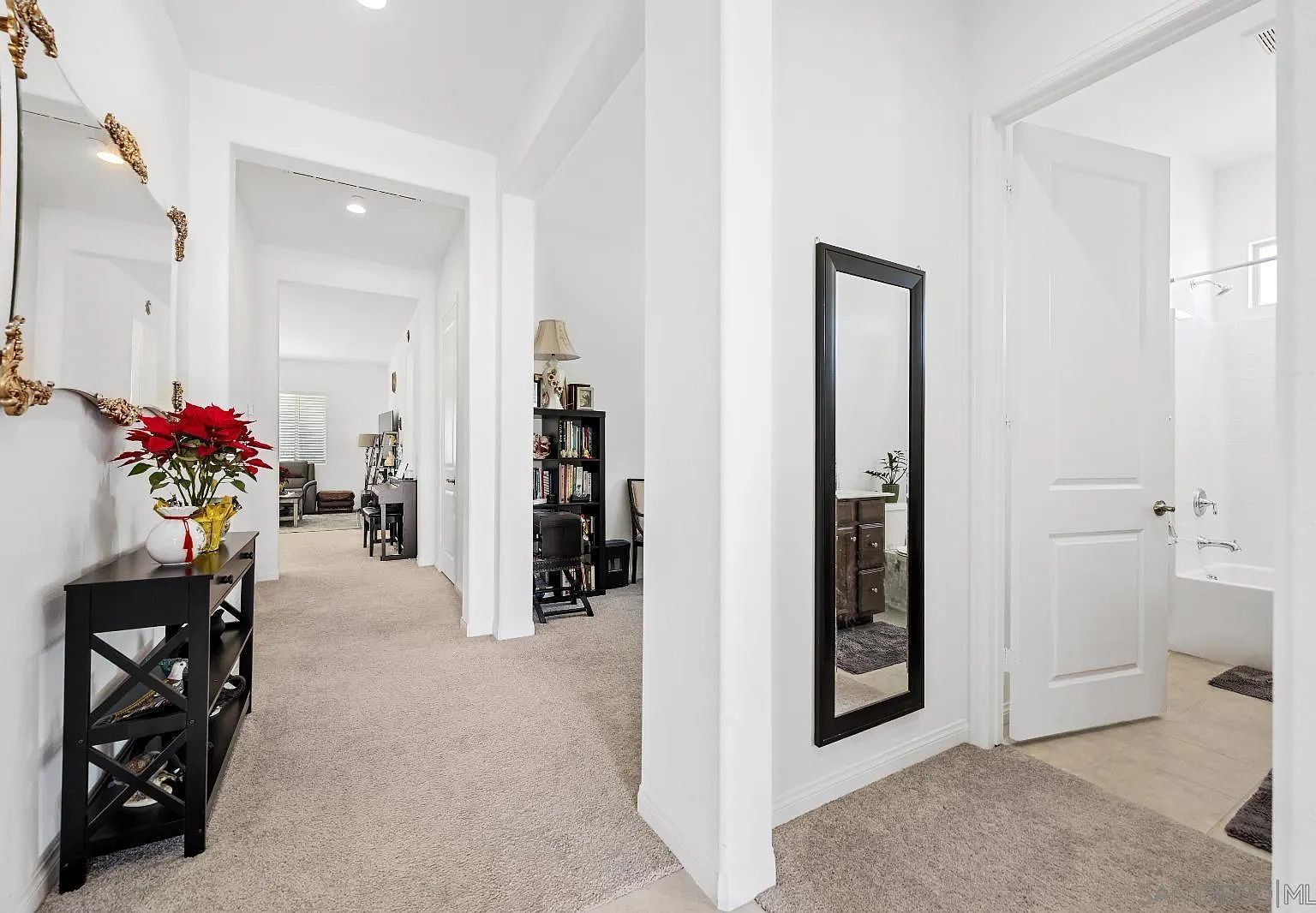 11885 Discovery Ct Corona, CA 92883 - Thumbnail 4