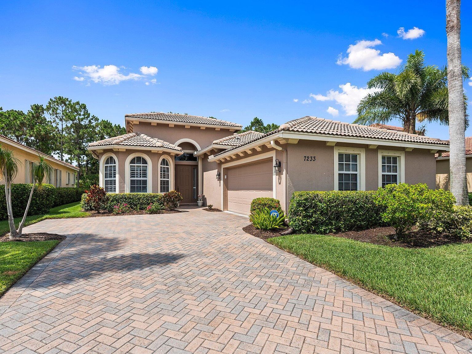 7233 Maidstone Dr Port Saint Lucie, FL 34986 - Thumbnail 4