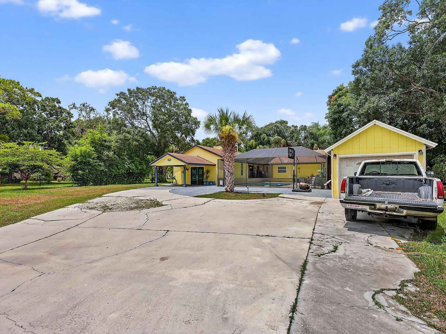 600 Gopher Hill Rd Fort Pierce, FL 34982 - Thumbnail 4