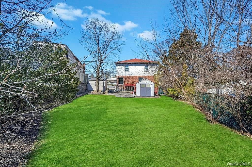 644 Broadway Bethpage, NY 11714 - Thumbnail 4