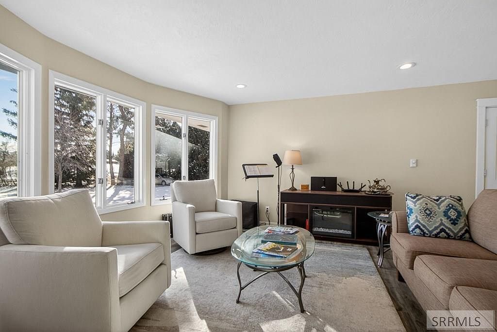2320 W 33 N Idaho Falls, ID 83402 - Thumbnail 4