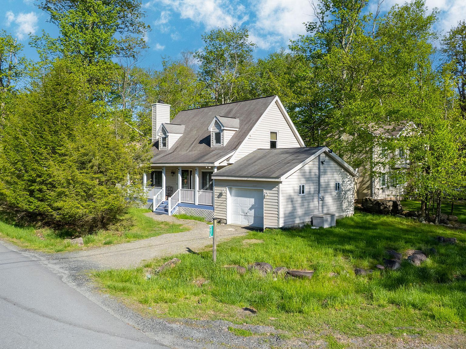 6435 Marvin Gdns Tobyhanna, PA 18466 - Thumbnail 4