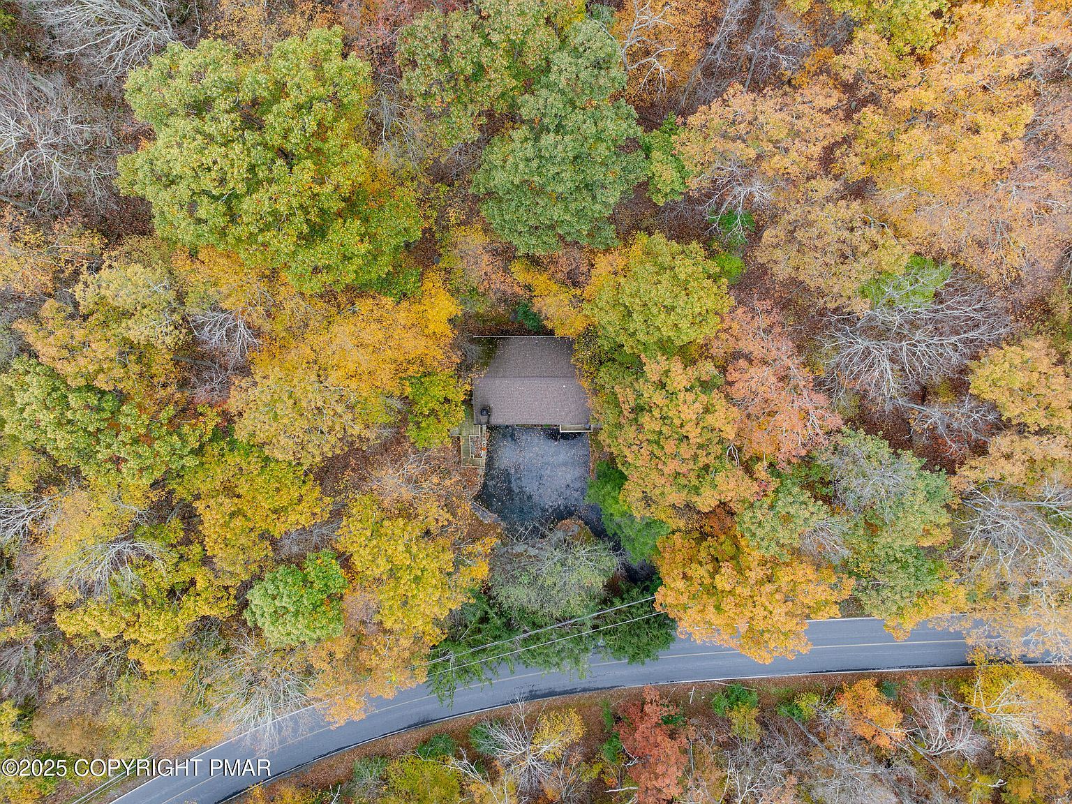 5859 Decker Rd Bushkill, PA 18324 - Thumbnail 4