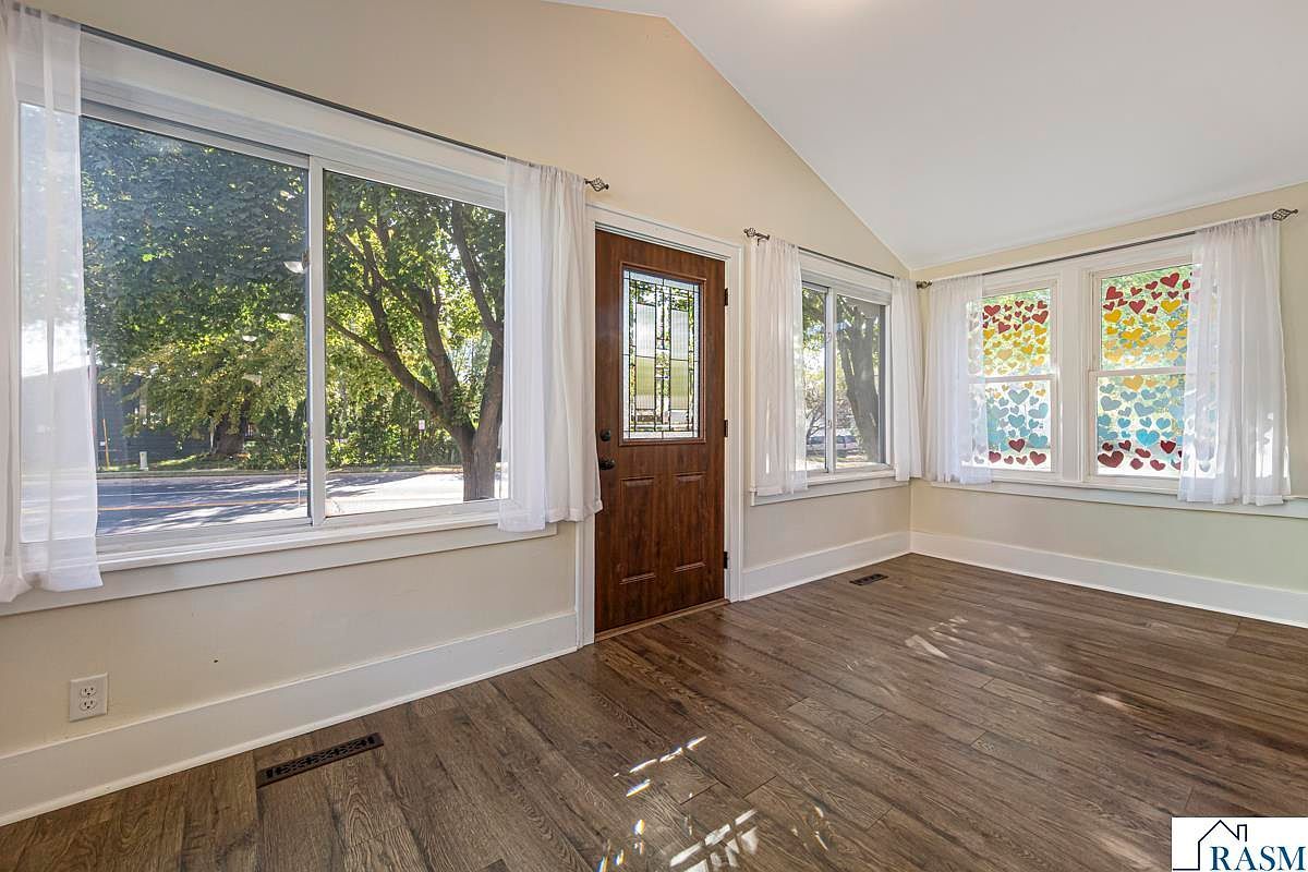 950 E Main St Mankato, MN 56001 - Thumbnail 4