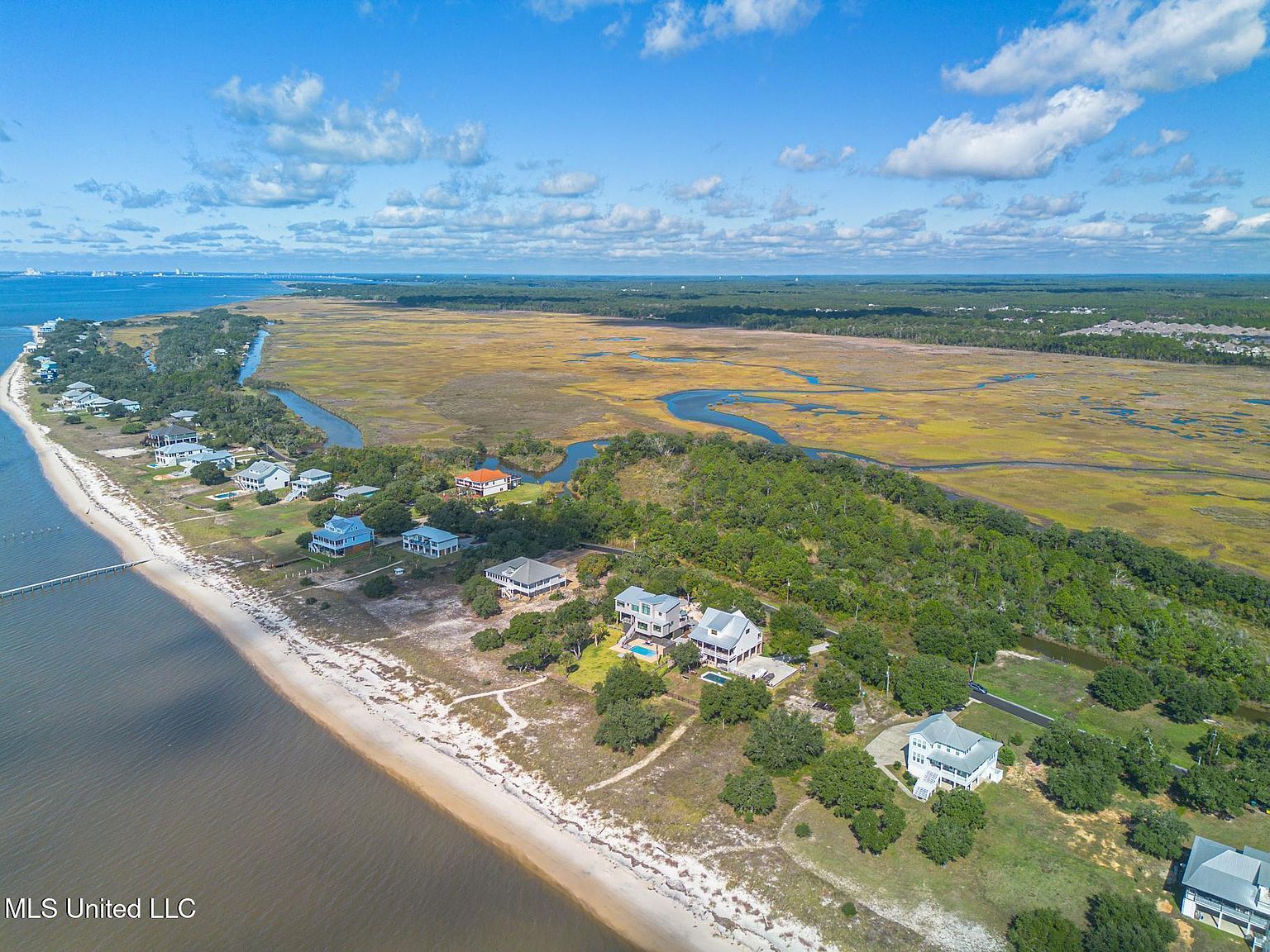 7205 Belle Fontaine Dr Ocean Springs, MS 39564 - Thumbnail 4