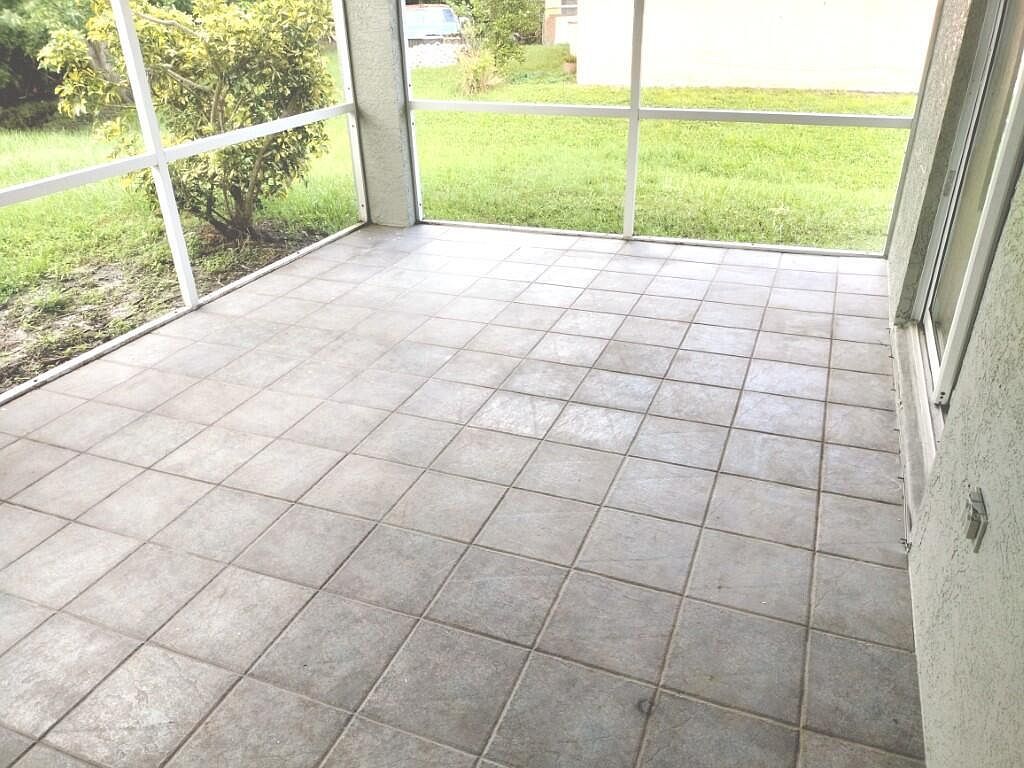 135 SW Majestic Ter Port Saint Lucie, FL 34984 - Thumbnail 4