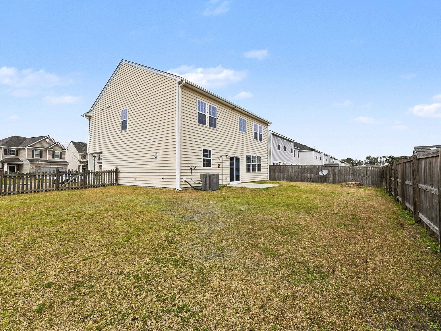 255 Swamp Creek Ln Moncks Corner, SC 29461 - Thumbnail 4