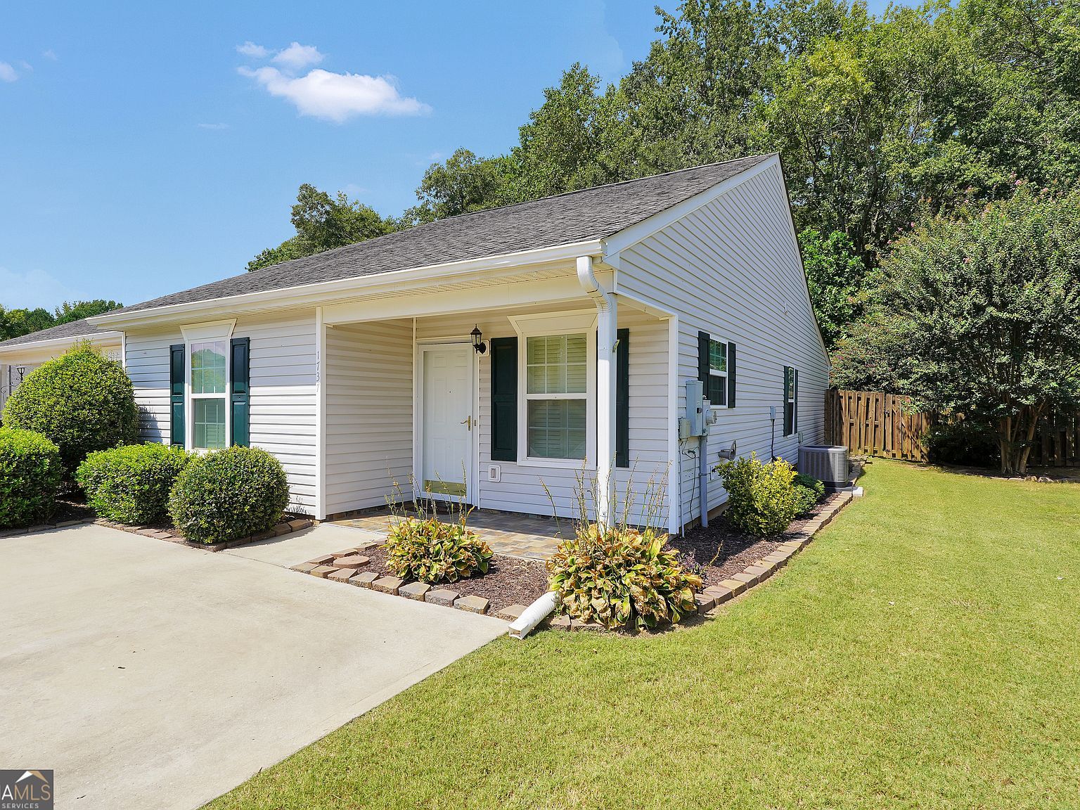 1737 Summerwoods Ln Griffin, GA 30224 - Thumbnail 4