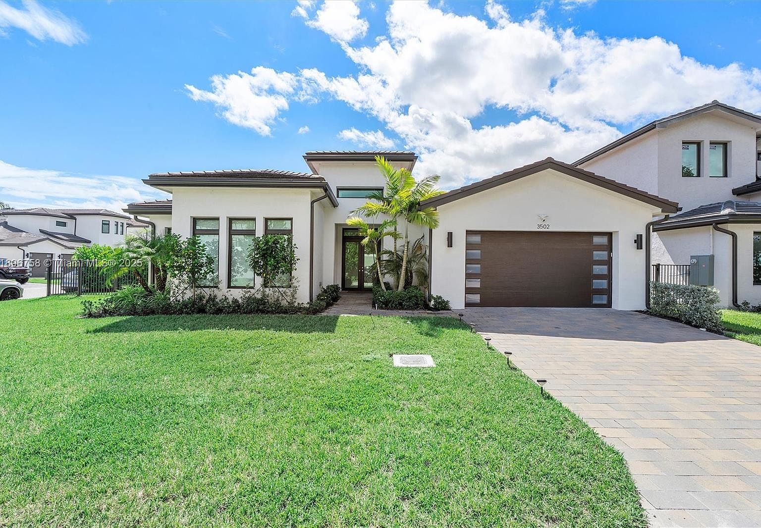 3502 Ashwood Cir N Hollywood, FL 33312 - Thumbnail 4