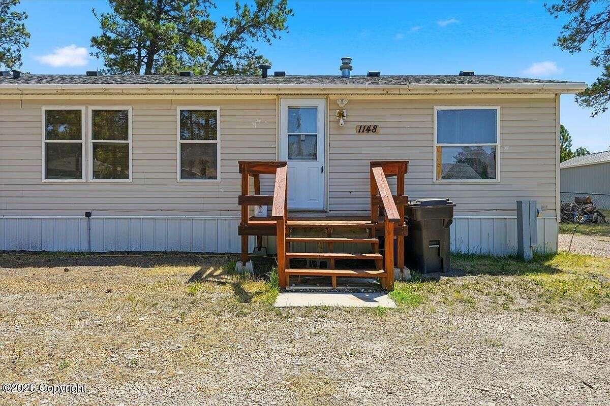 1148 East St Upton, WY 82730 - Thumbnail 4