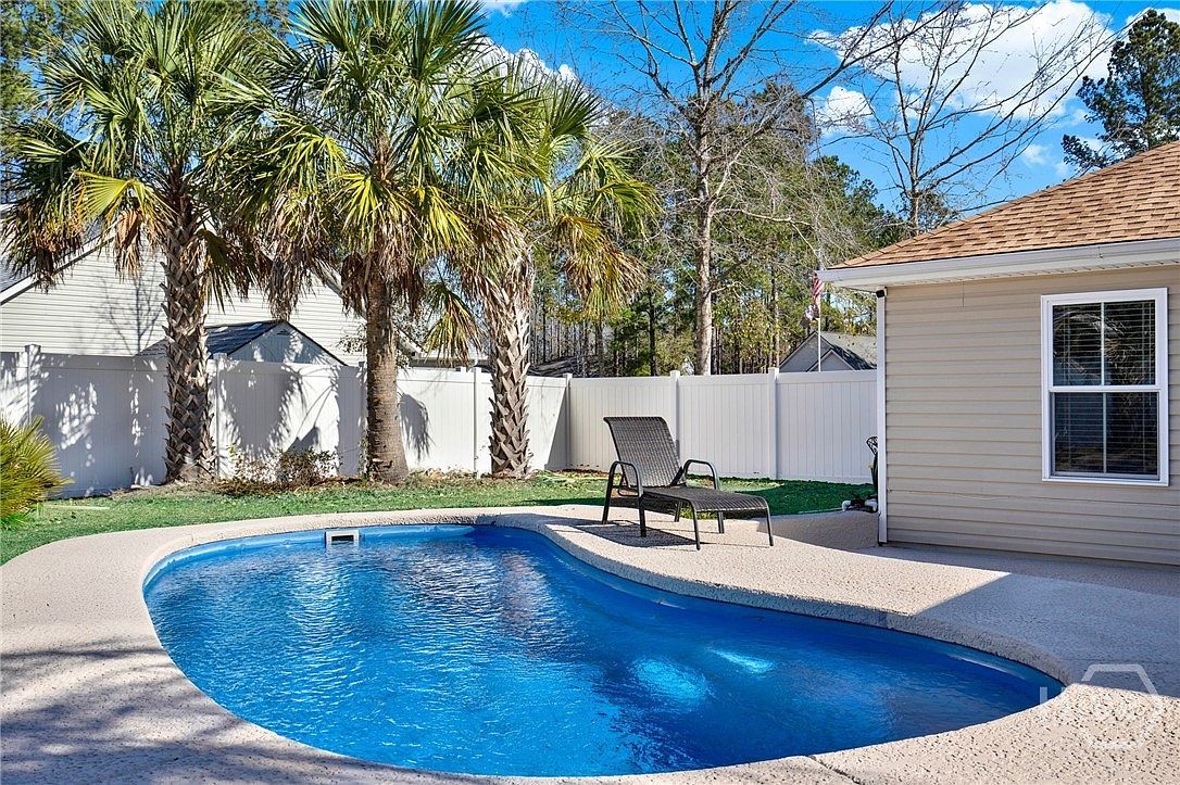 202 Beaubrook Blvd Springfield, GA 31329 - Thumbnail 4