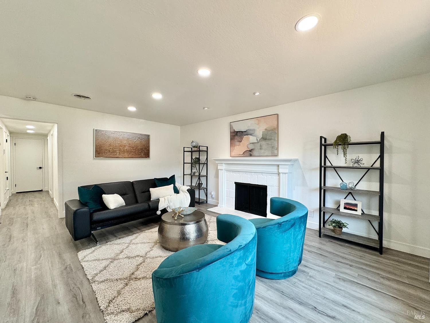 2300 W Park Ave Napa, CA 94558 - Thumbnail 4