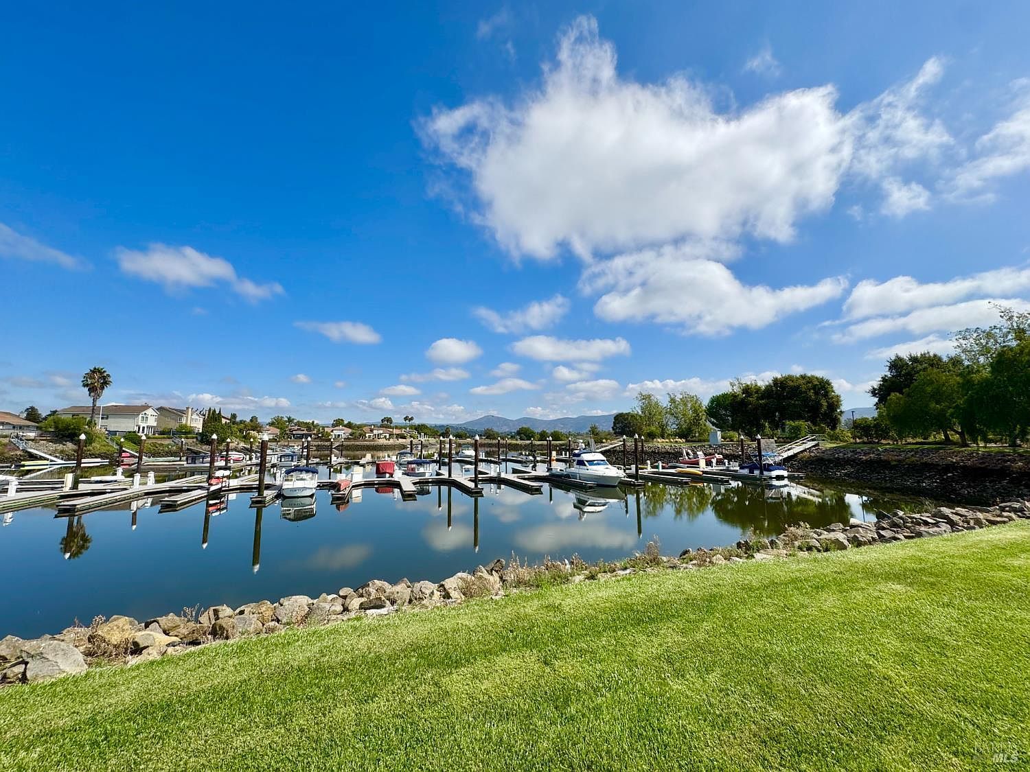 33 Cove Ct Napa, CA 94559 - Thumbnail 4