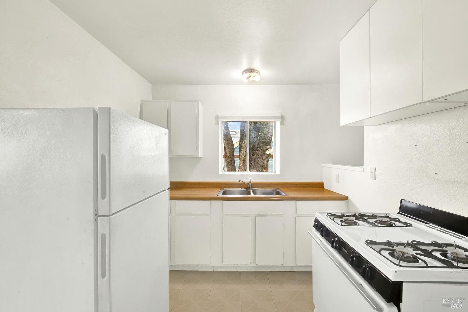 450 Randolph St Napa, CA 94559 - Thumbnail 4