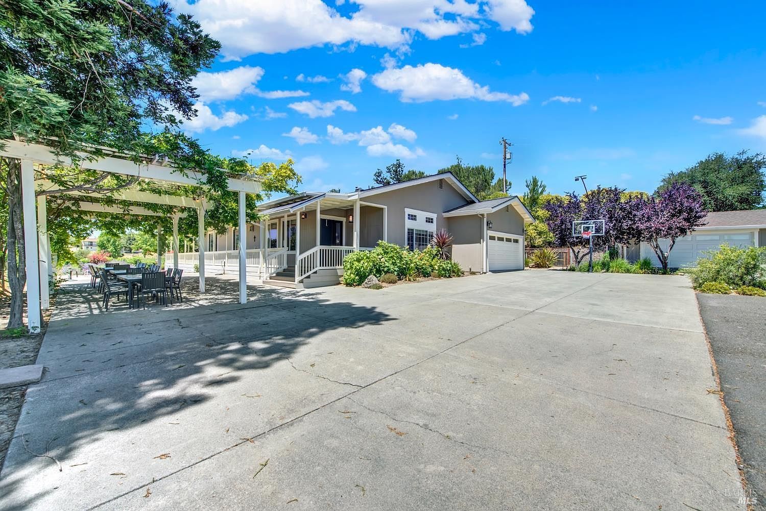 1597 Estee Ave Napa, CA 94558 - Thumbnail 4