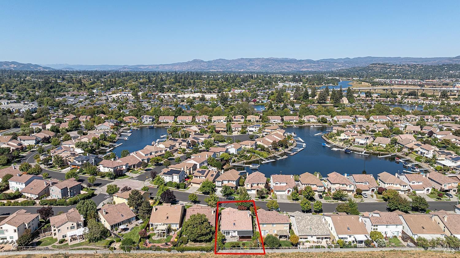 91 S Newport Dr Napa, CA 94559 - Thumbnail 4