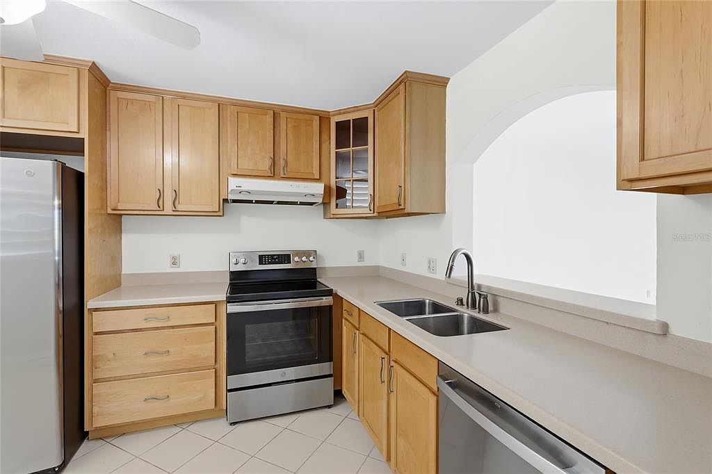 211 Lakewood Dr #211 Bradenton, FL 34210 - Thumbnail 4