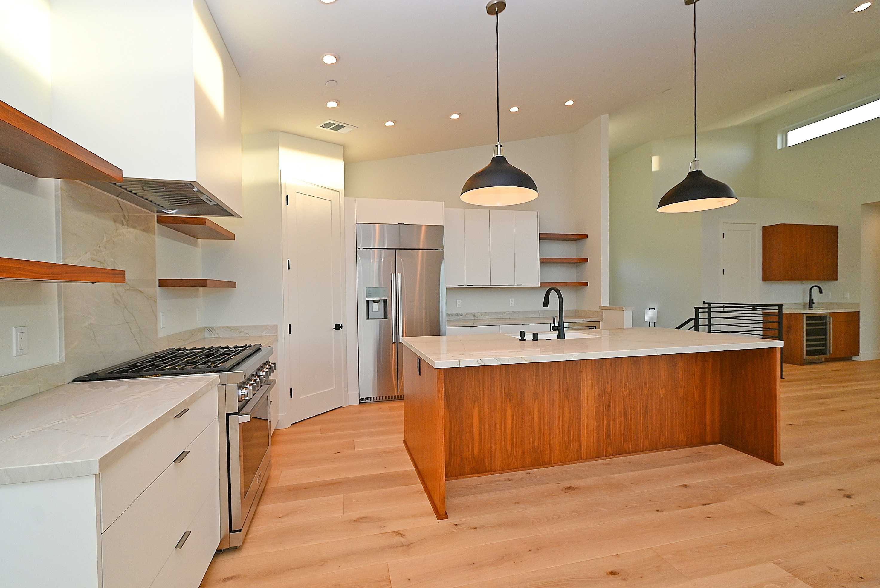 1071 West K Street, Benicia, CA, USA, 94510 - Thumbnail 4