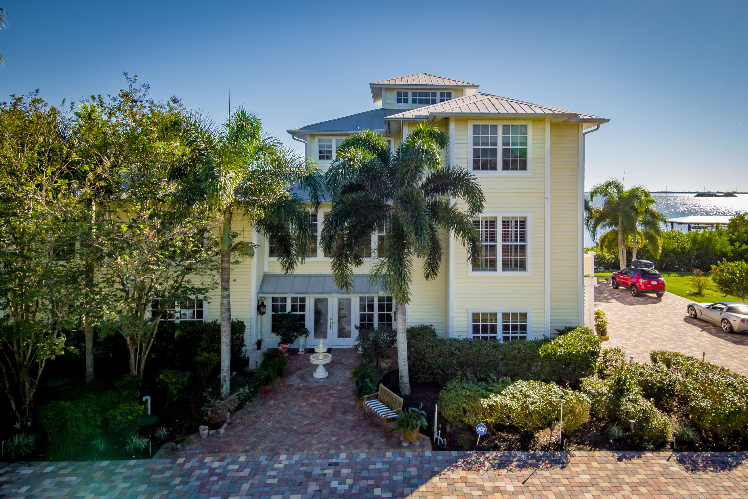 4821 Galt Island Avenue, Saint James City, FL, USA, 33956 - Thumbnail 4