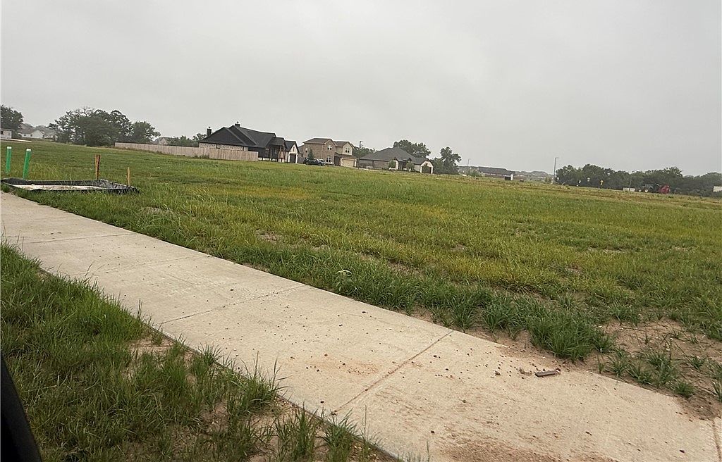 1032 Calaveras College Station, TX 77845 - Thumbnail 4
