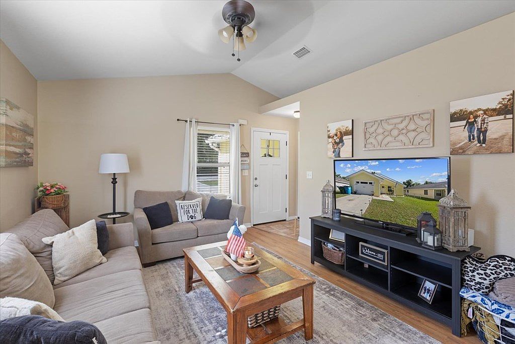 308 SW 2nd Ave Chiefland, FL 32626 - Thumbnail 4