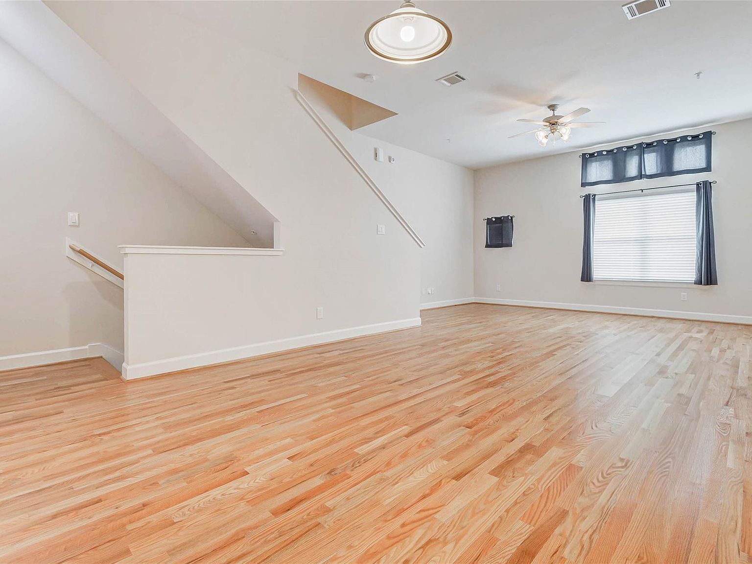 5941 E South Loop #1401 Houston, TX 77033 - Thumbnail 4