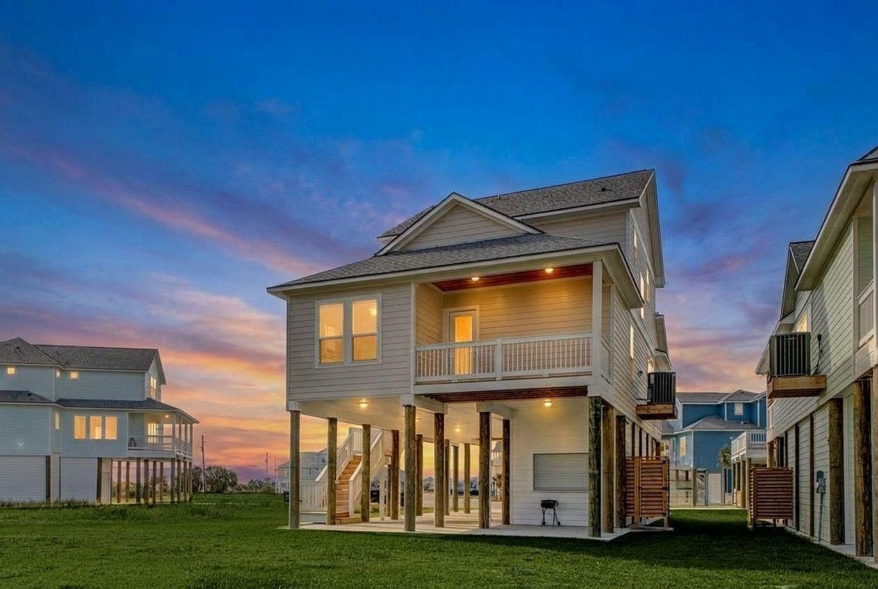 4010 Miramar Ct Galveston, TX 77554 - Thumbnail 4