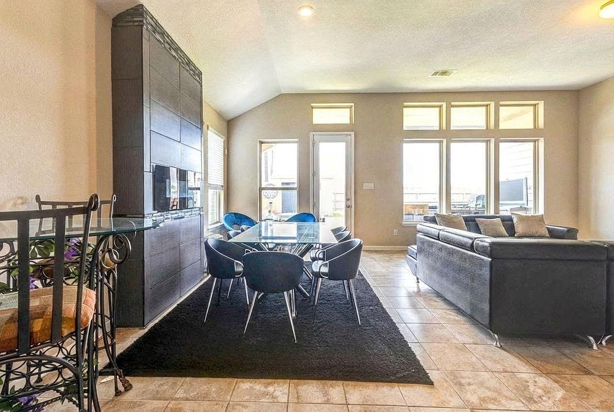 22315 Helen Springs Ln Richmond, TX 77469 - Thumbnail 4