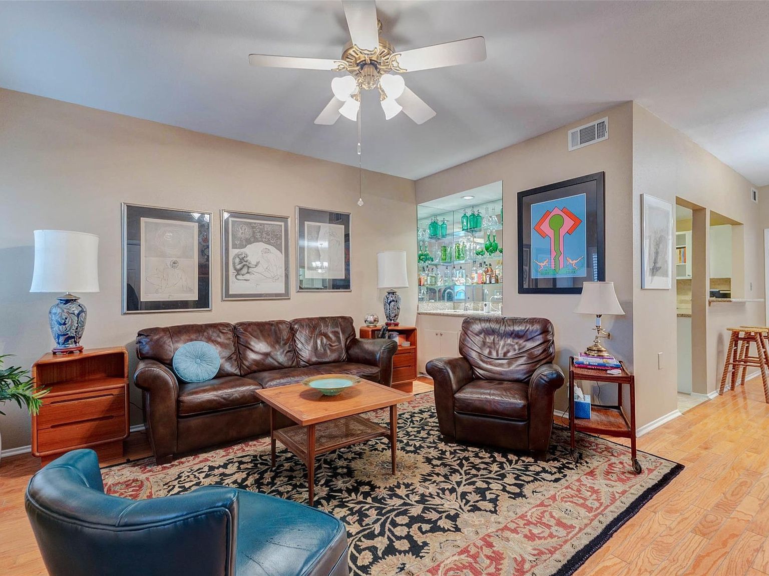 2113 Waugh Dr Houston, TX 77006 - Thumbnail 4