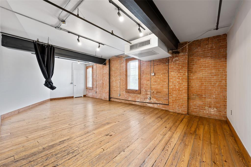 1011 Wood Street #203A, Houston, TX, USA, 77002 - Thumbnail 4