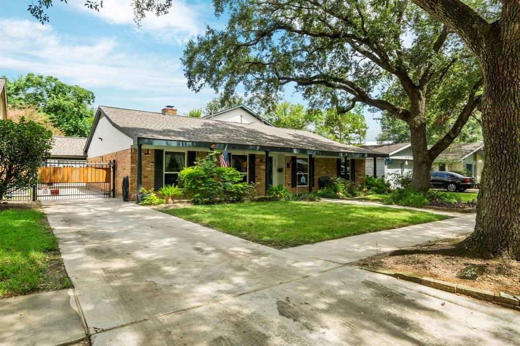 6222 Cheena Drive, Houston, TX, USA, 77096 - Thumbnail 4