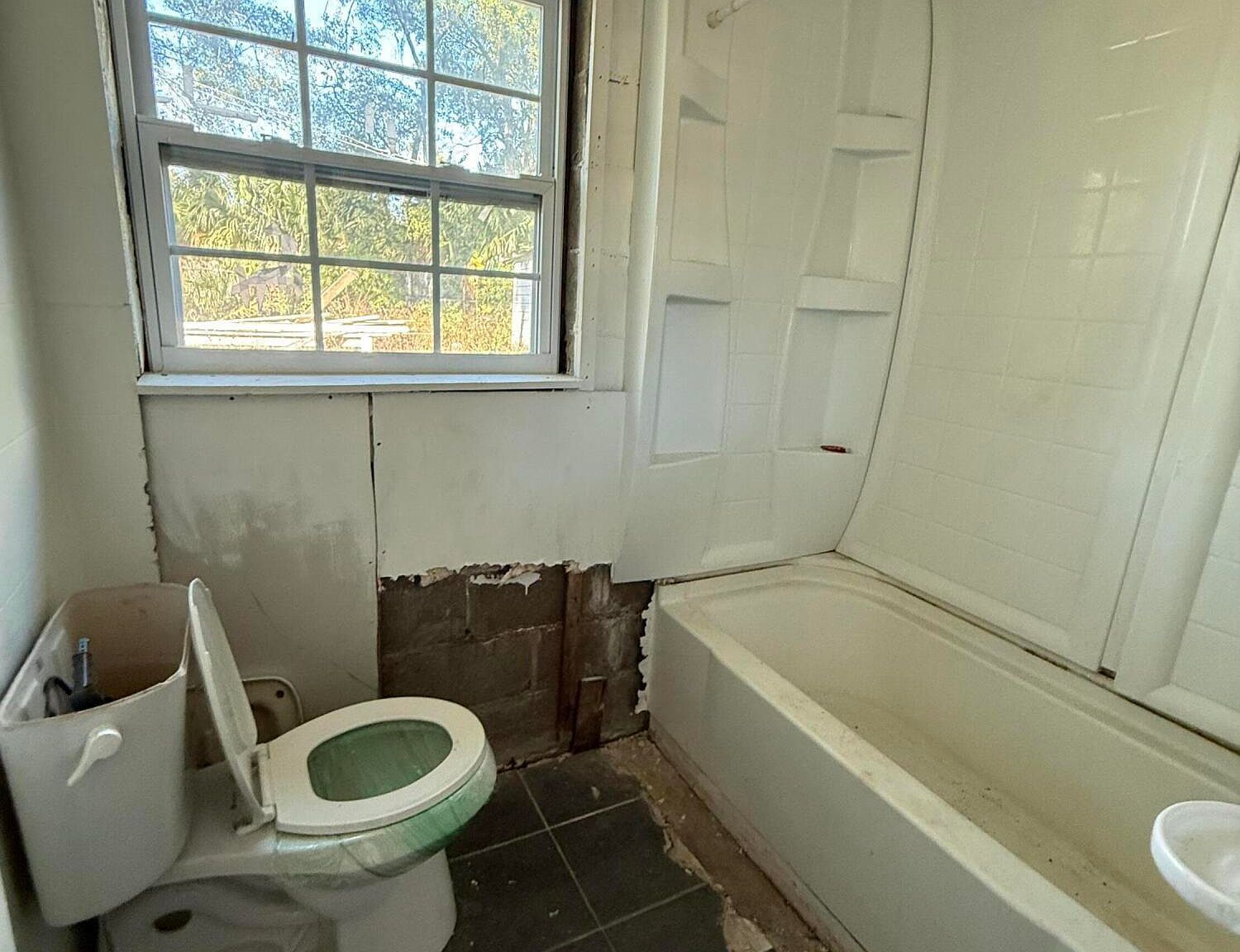 3461 Rockwood Dr Jacksonville, FL 32254 - Thumbnail 4