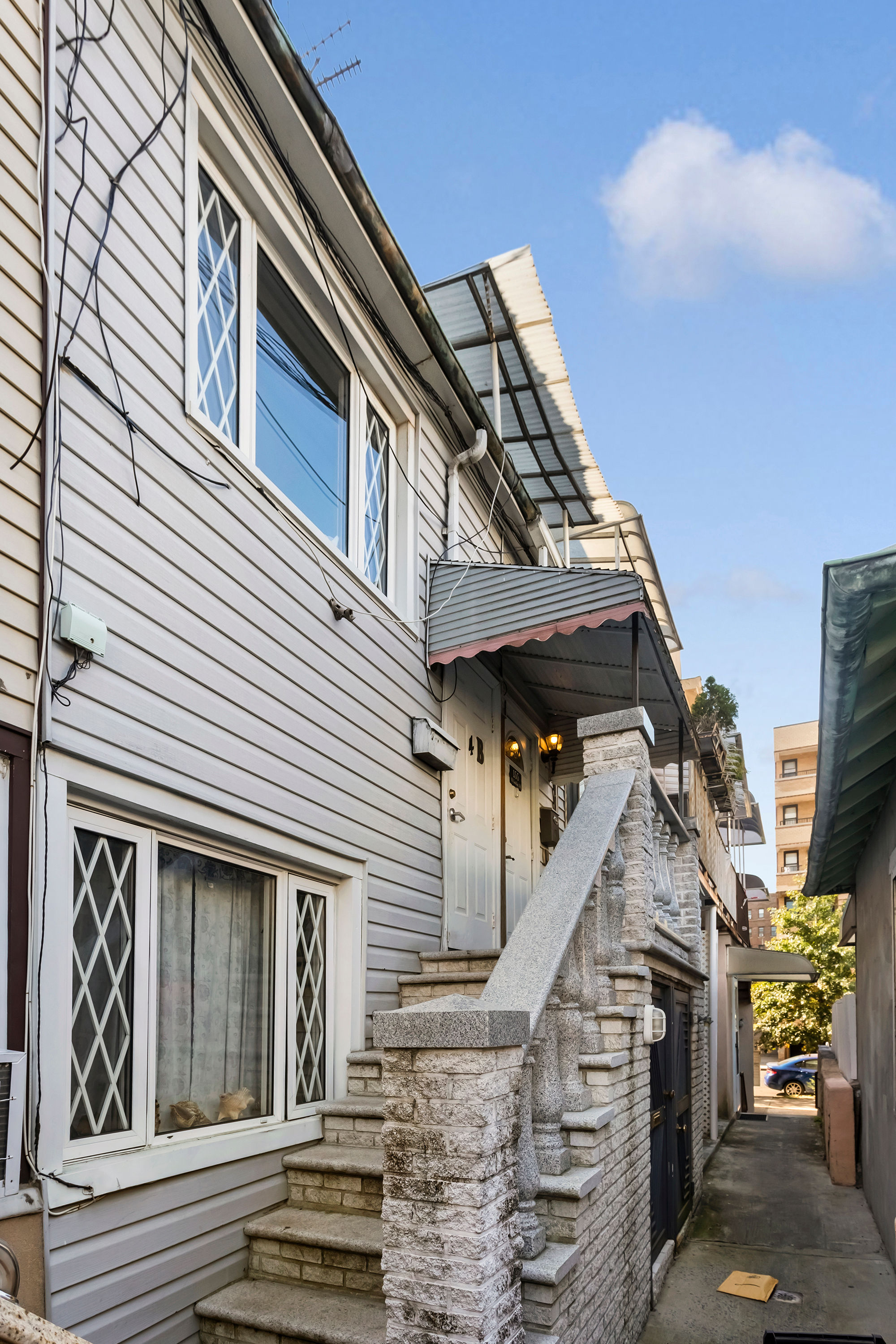 155 West End Avenue, Brooklyn, NY, USA, 11235 - Thumbnail 4